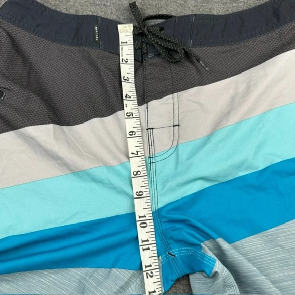 Rip Curl Mirage Board Shorts Mens 34 Blue Grey Striped Surf Trunks Zipper Pocket